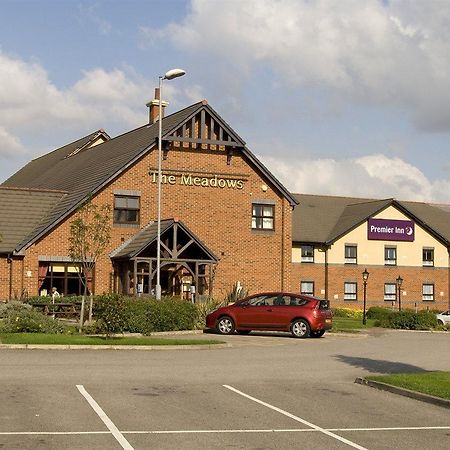 Premier Inn Barnsley Wombwell Exterior foto