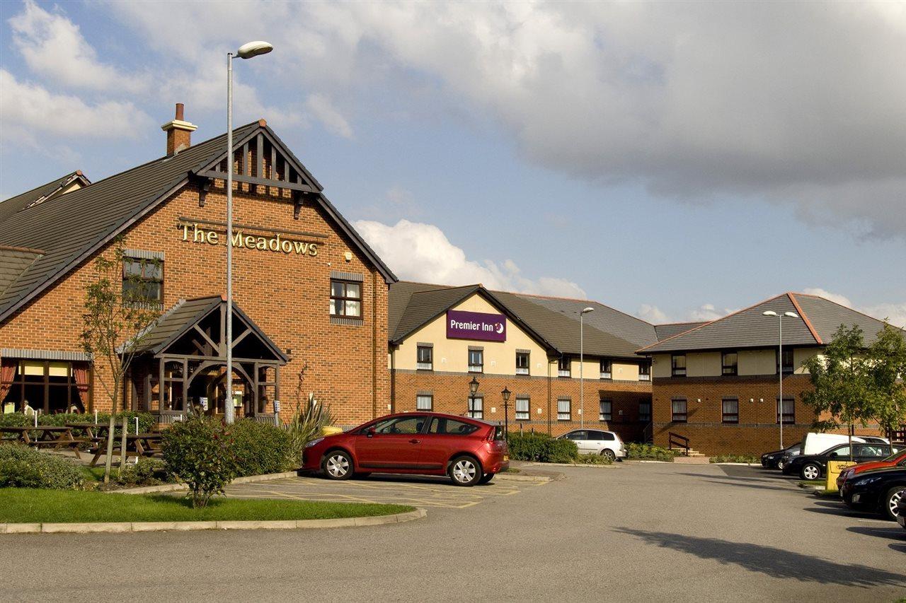 Premier Inn Barnsley Wombwell Exterior foto