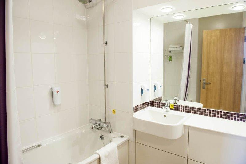 Premier Inn Barnsley Wombwell Exterior foto