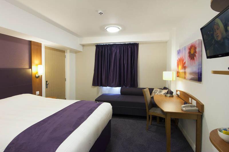 Premier Inn Barnsley Wombwell Exterior foto